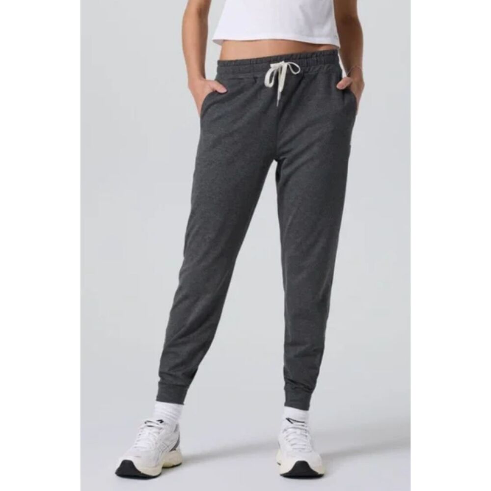Vuori Women's Performance Jogger, Charcoal Heather, Size XL, VW303